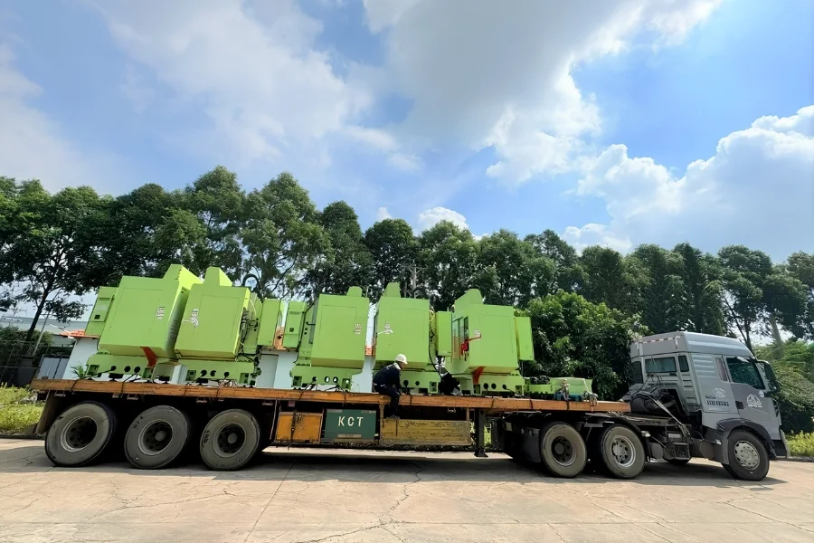 Máy móc, thiết bị được vận chuyển bằng xe tải phù hợp